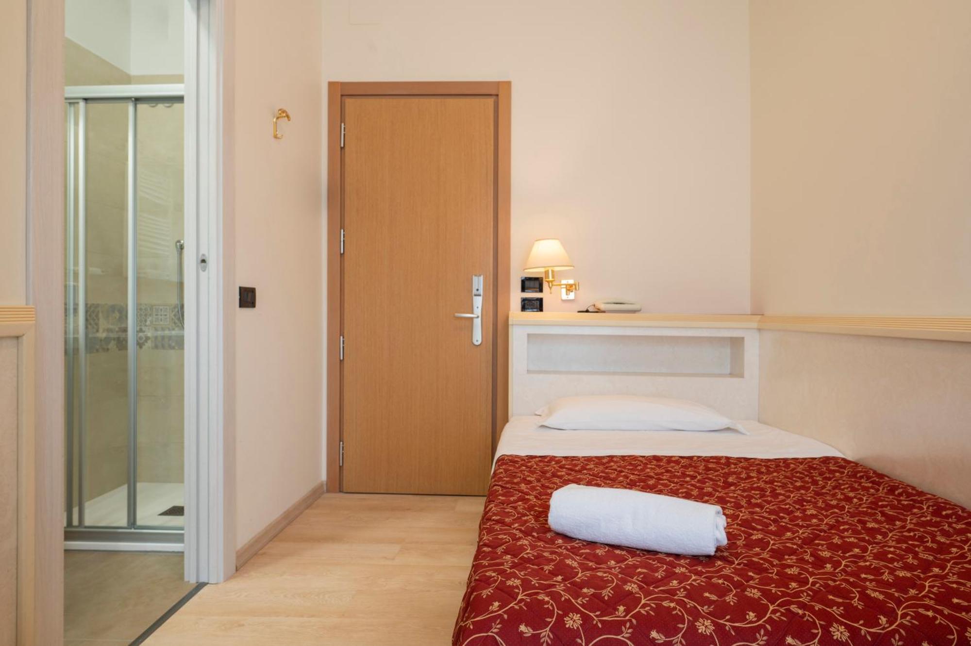 Hotel Mondial Porto Recanati Eksteriør billede