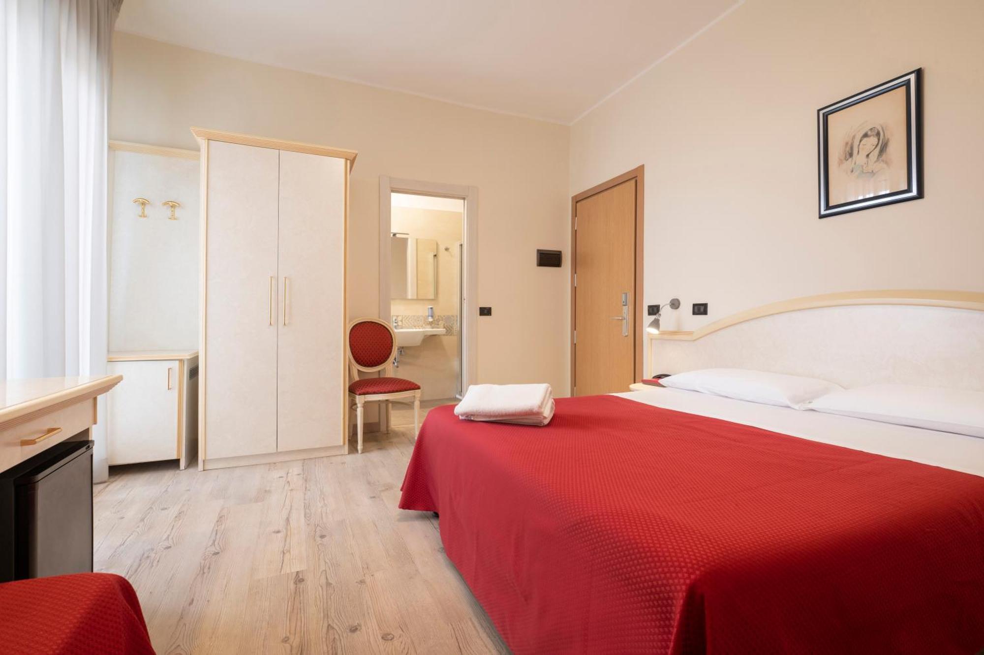 Hotel Mondial Porto Recanati Eksteriør billede