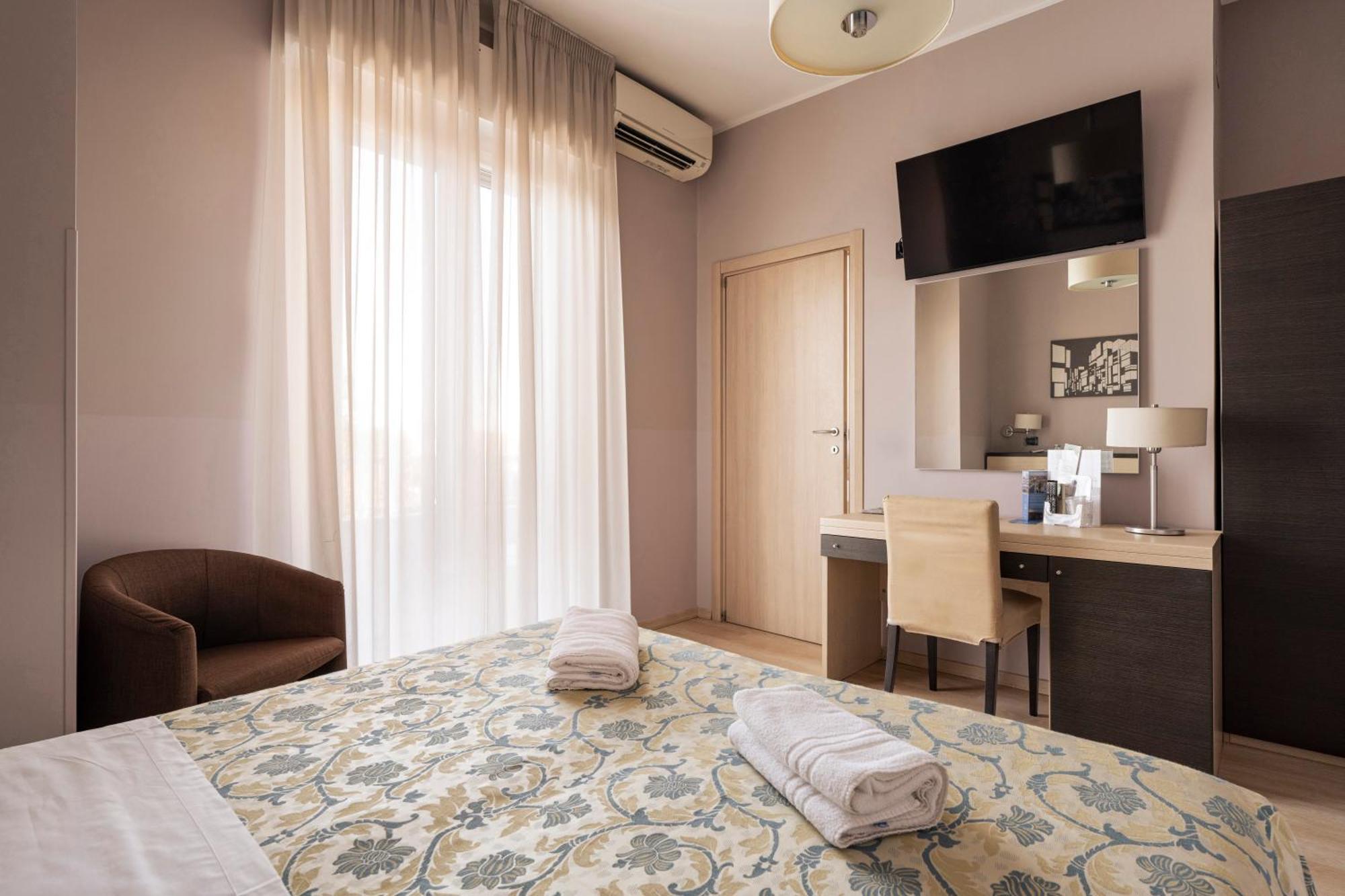 Hotel Mondial Porto Recanati Eksteriør billede